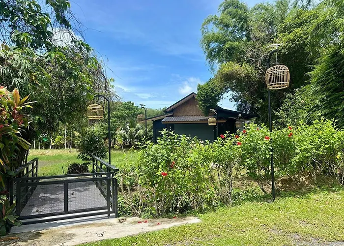 Cheap hotel: Moonlight Cottage